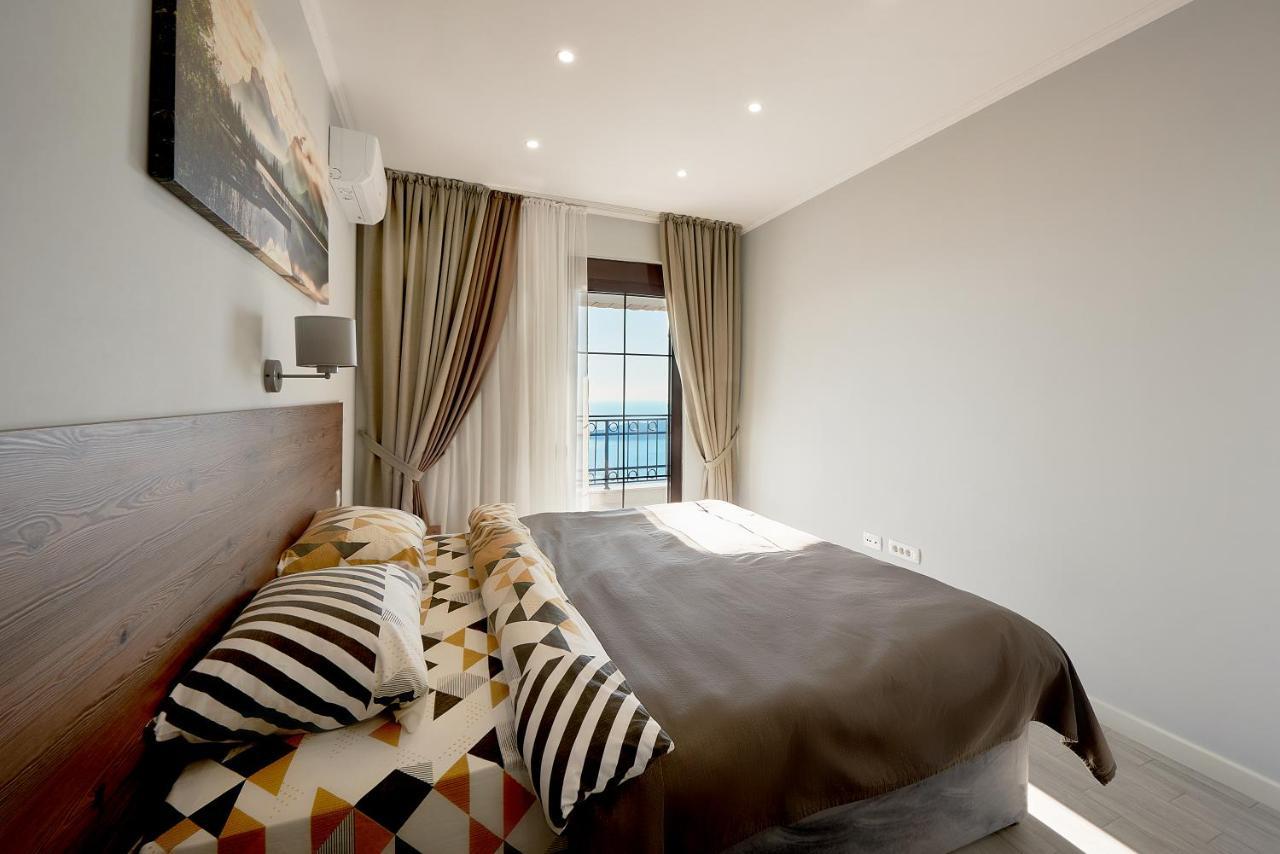 Sunbreeze Delux Vilas Budva Ngoại thất bức ảnh